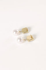 Nadia Earrings - Gold