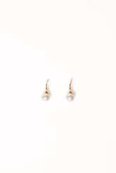 Finley Earrings - Gold/Pearl
