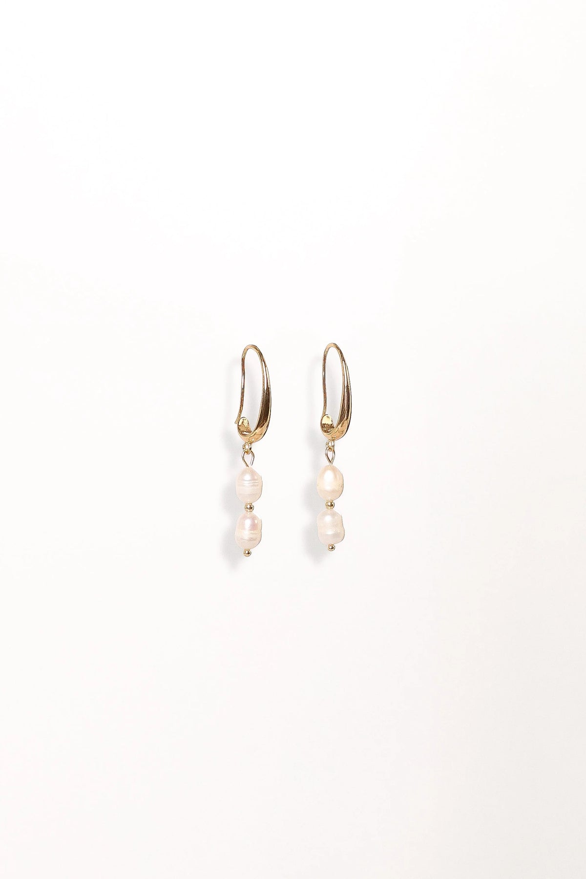 Larissa Pearl Earrings - Gold